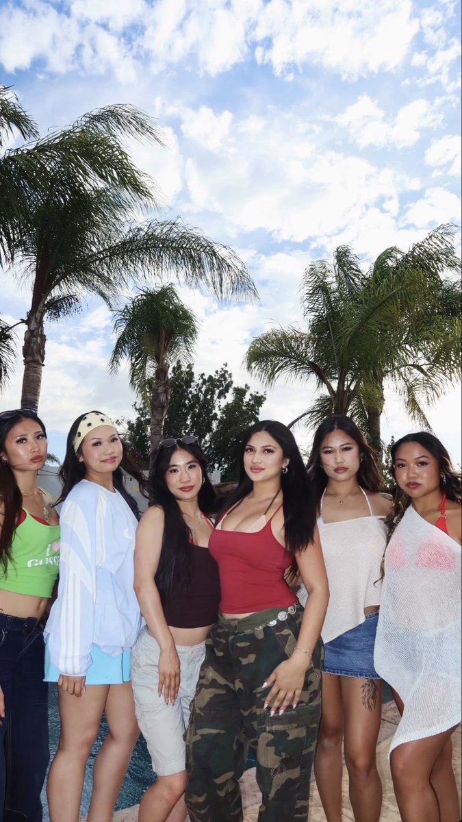 Josephralphsfe's tweet photo. Good Asian slut. Trades https://t.co/JcaZ1mBXhZ