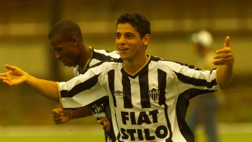la12tuittera's tweet photo. 🇧🇷 CICINHO, exdefensor de Atlético Mineiro, s/la FINAL de la COPA SUDAMERICANA entre #BOCA y Atl. Mineiro, en @jogoaberto:

"Boca va a ser un gran rival, pero Mineiro es mucho más equipo".

Lo importante es que Atlético-MG consiguió la clasificación y ahora le toca disputar la final contra Boca, que también va a ser un gran rival. 

Pero ATLÉTICO MINEIRO ES MUCHO MÁS EQUIPO QUE #BOCA". 👀
