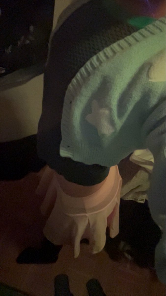 Raburesu0's tweet photo. Mrreooww :3  #Femboy #Fem https://t.co/UE4xaC0UaV