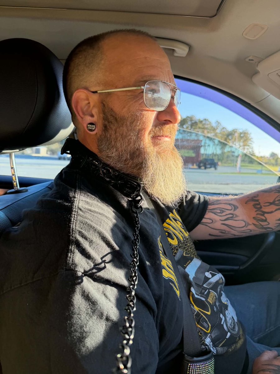 jasonsdodge19's tweet photo. When your Queen say get the toys and your stuff. We r going on a road trip.  This will be fun https://t.co/RIJpSimgY4