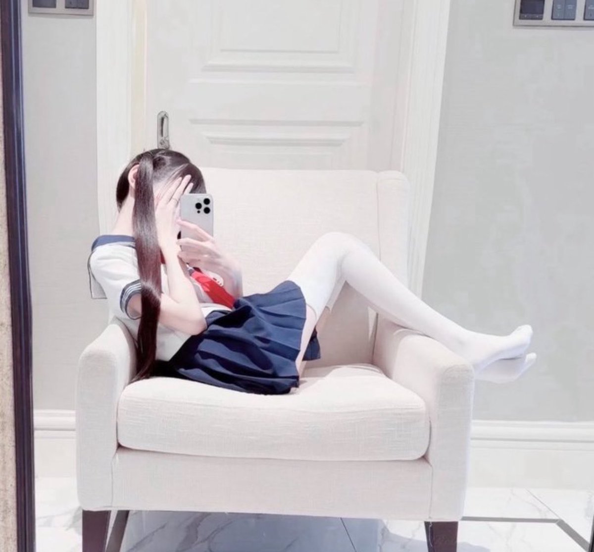 lisa42il4's tweet photo. 我叫李欣桐唯一刚起的号，认准！

有人想锐评一下我13的福嘛 🥹       

看完不许瞎说，赶紧看，   

流言 11，，我真秒发！🙋🙋
不要🚪 https://t.co/tdsfG45Knk