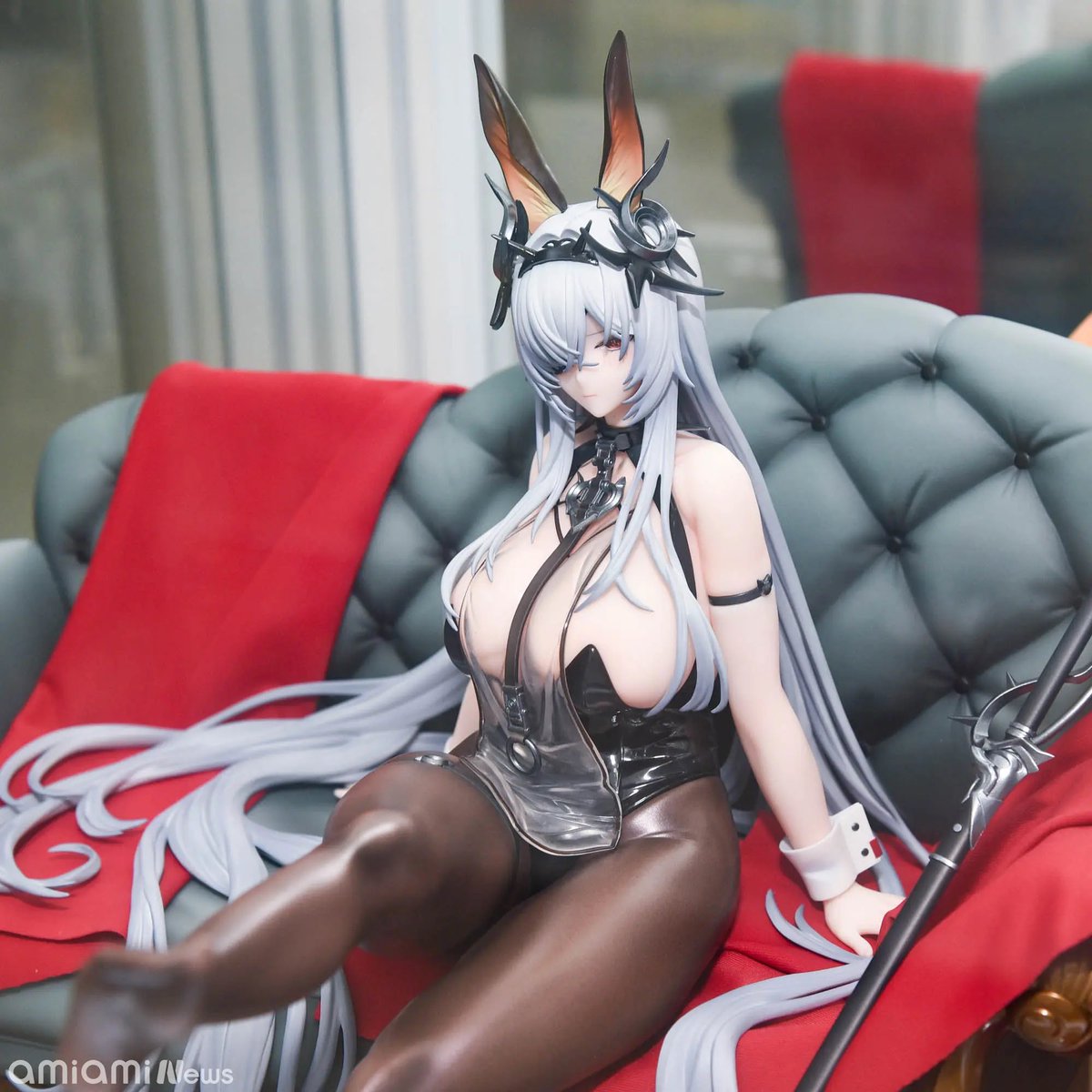 AnimuCollect's tweet photo. Azur Lane - Fritz Rumey (Schwarzes Kaninchen Ver.) 1/7 is on display @ AmiAmi Akihabara Radio Kaikan!

#AzurLane https://t.co/3mzblSiEyP