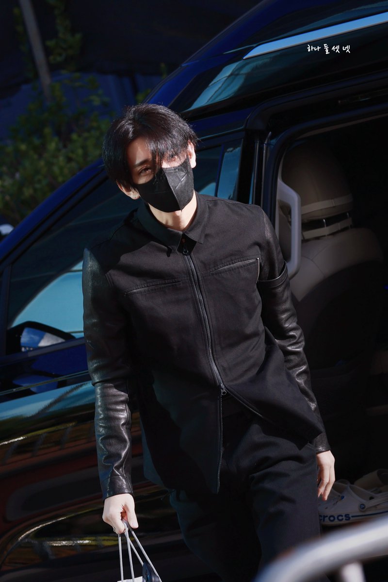 seventeen_1234_ tweet picture
