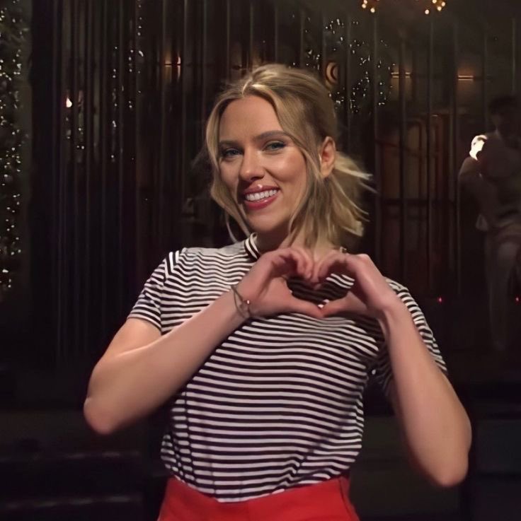 ScarjoMedia's tweet photo. It's a Scarlett Johansson thing🫶 https://t.co/K84bkqwMWU