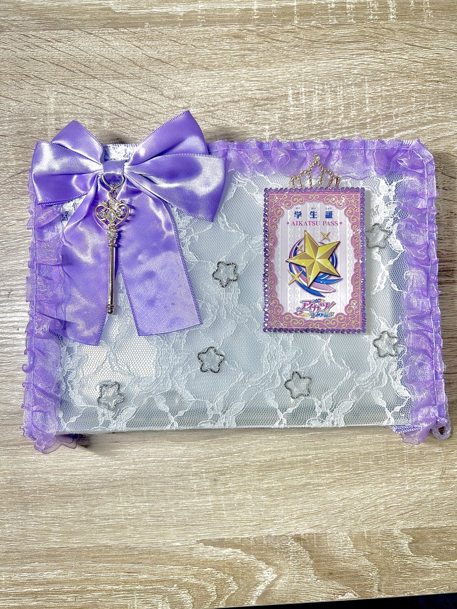 scarf_0j's tweet photo. バインダー完成した꒰ ྀི ∩⸝⸝∩ ꒱♥︎
アイカツパス取り外しできるようにしたよჱ̒^o̴̶̷̤ ·̫ o̴̶̷̤^)⸝⸝

みんなのバインダーとかアイカツグッズたち見せて〜૮ ̳ᴗ ̫ ᴗ ̳ა❤︎ https://t.co/fVJOl1ctAL