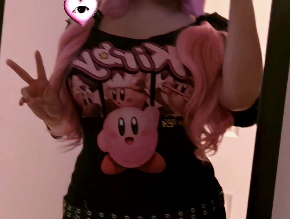 fluttershytttx's tweet photo. #Pinkhair #pink #angel https://t.co/X3aYNLzLiV