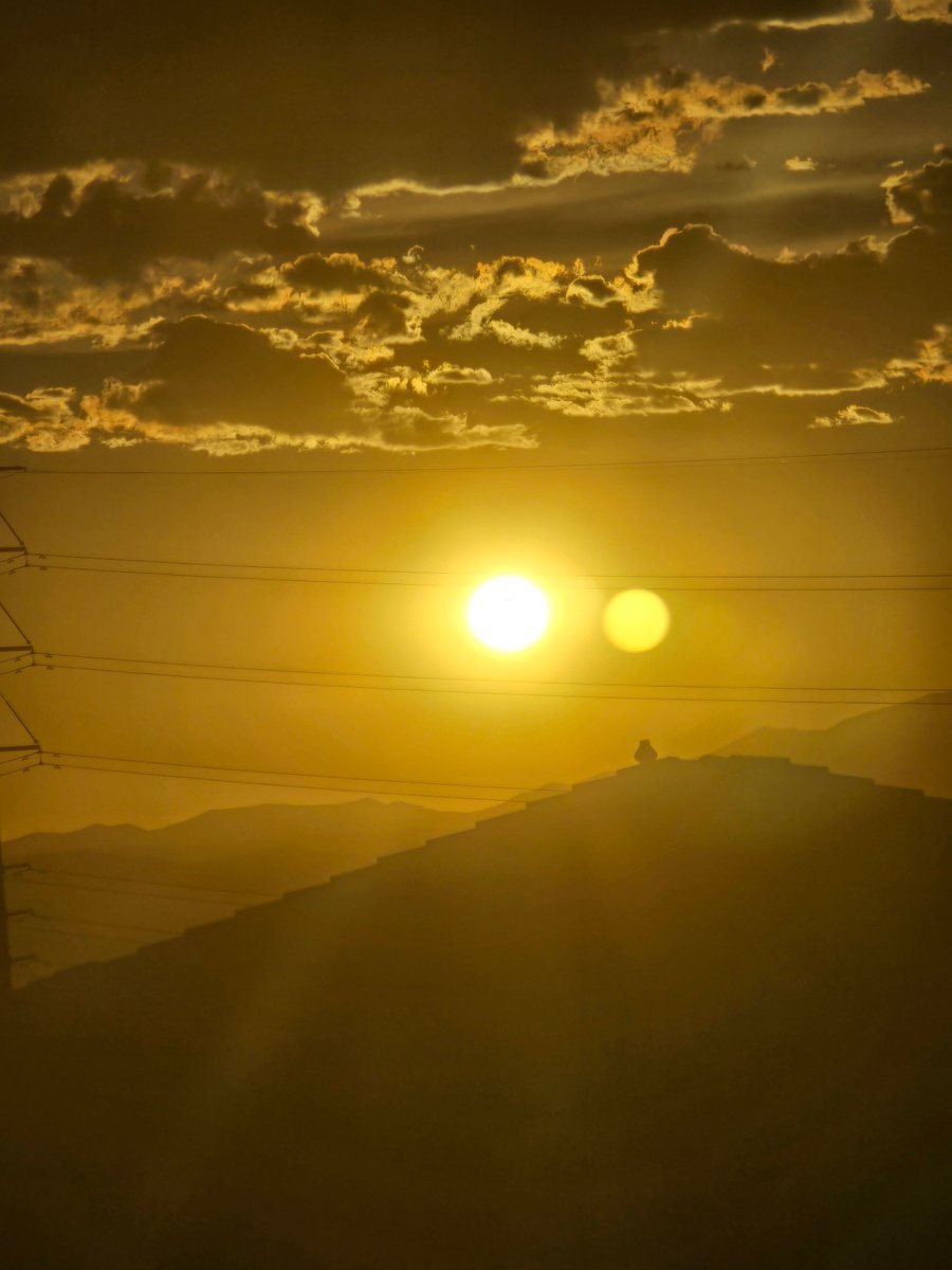 breatheinunity's tweet photo. @clif_high Love you Cliff. I took these photos on different days. What is the object next to the Sun? https://t.co/G4Je0MVrE5