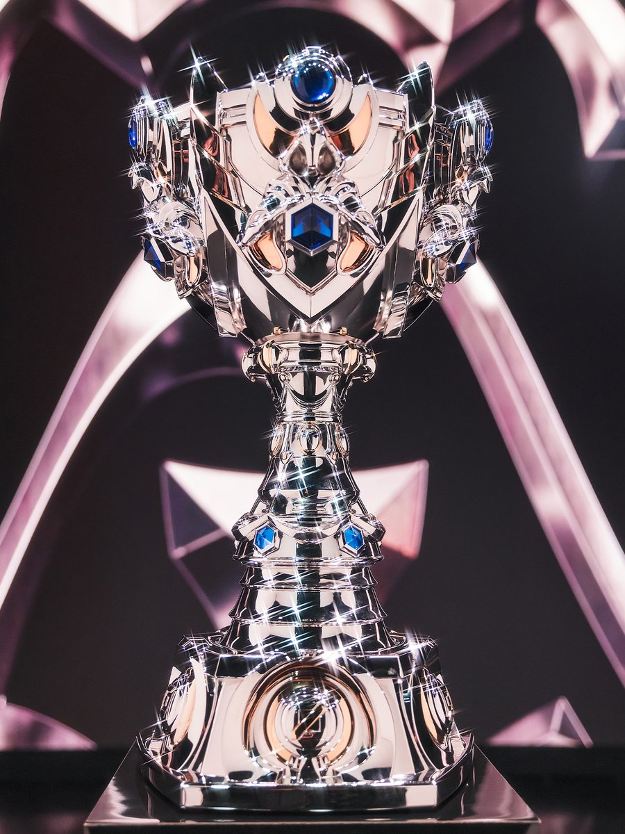lolesports's tweet photo. IT'S #WORLDS2026 SWISS STAGE DAY! https://t.co/pcAorZeykw