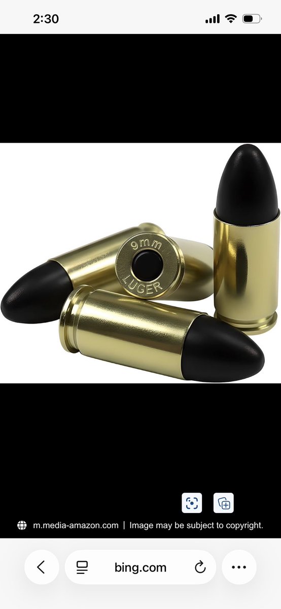 FuknutsMcStealy's tweet photo. I’m going to have this as my custom weapon https://t.co/79Jzgd4lwe