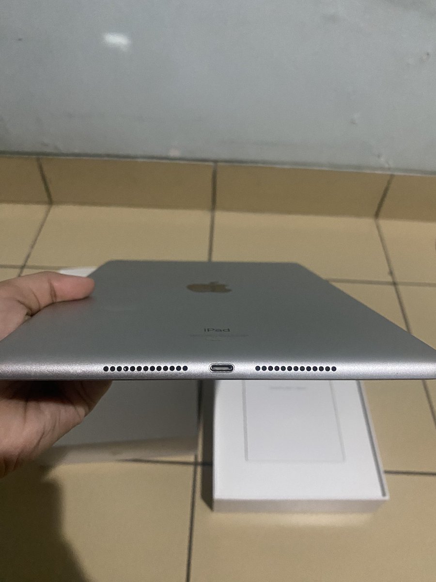 niduldul's tweet photo. Wts ipad gen 9 256gb ex ibox fullset
💰Price : Rp 5.000.000
🖇️ Bonus : Case + keyboard, TG
📍COD : BSD, Tangerang Selatan
#zonauang #zonajajan #wts #ipad https://t.co/C44qIL3KSX