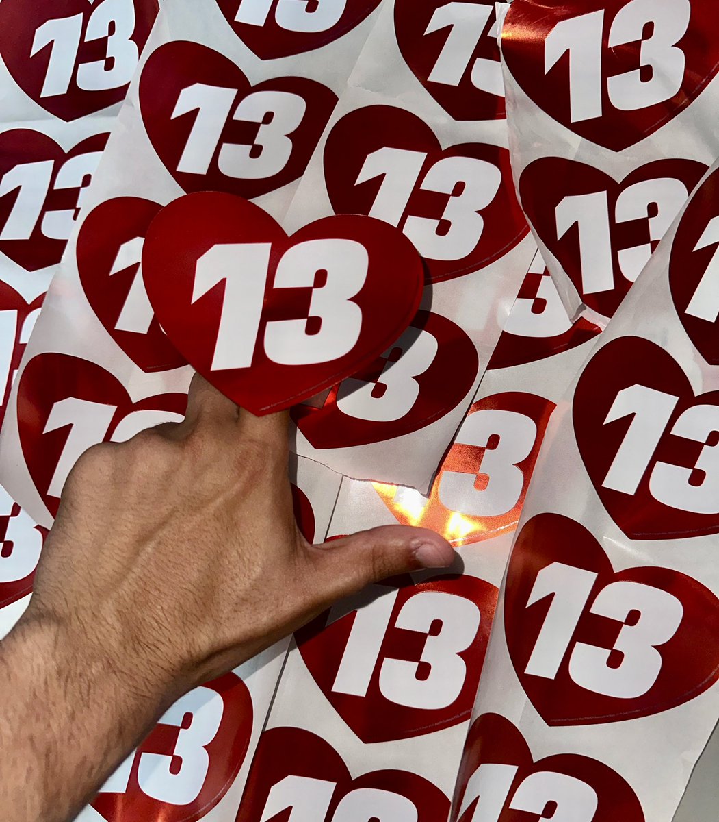 renatosouzario's tweet photo. BANGU VIROU! ❤️1️⃣3️⃣

Amanhã, a partir das 16h30, estaremos em Bangu distribuindo adesivos e o tão requisitado coração 13! Quem vem? https://t.co/KfuVNkcMFI