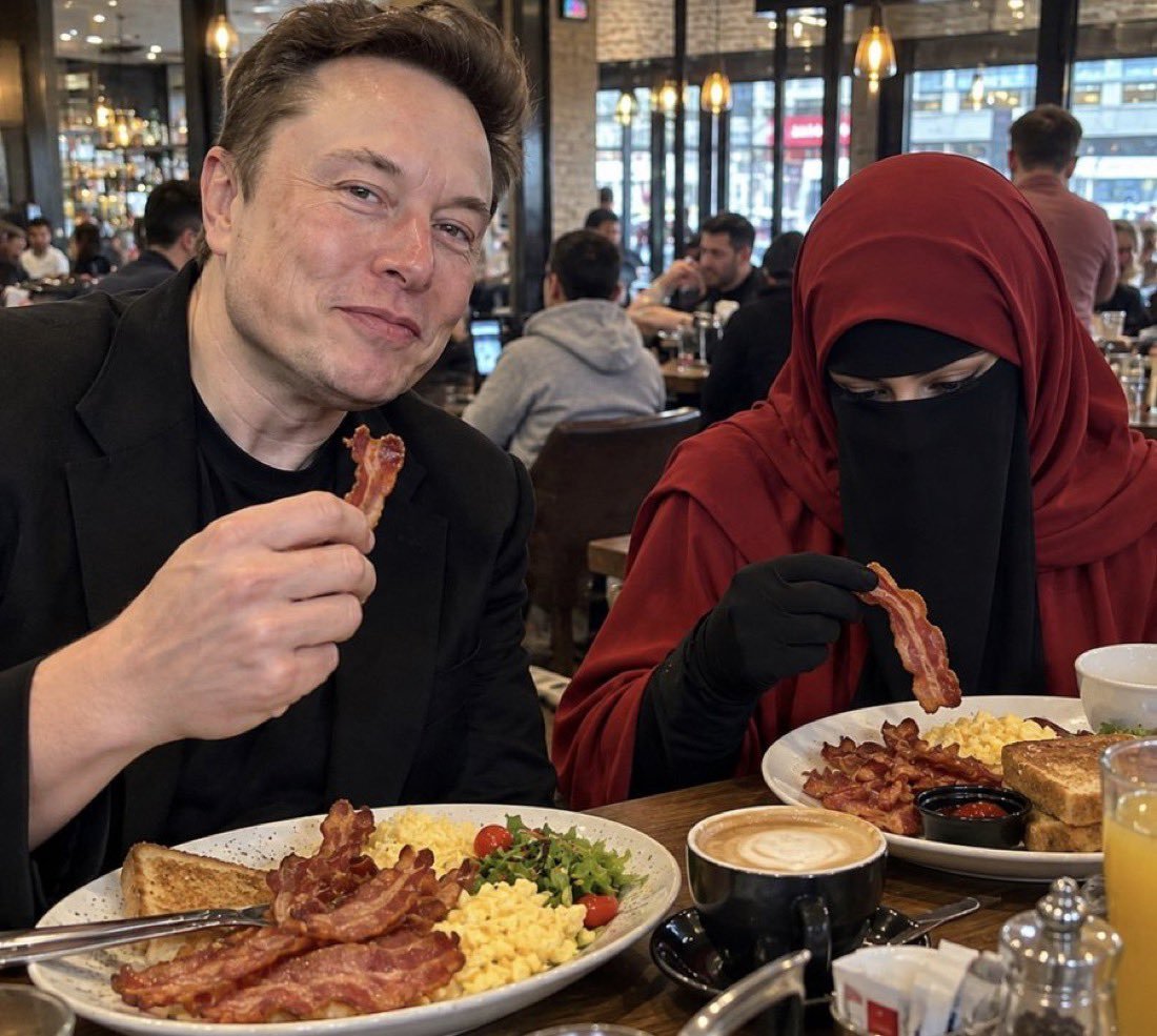 THE_CREATOR_fx's tweet photo. Should wearing a face covering that completely hides someone’s identity be banned in public spaces?

🅰️ Yes
🅱️ No https://t.co/IZmJpoVcKn