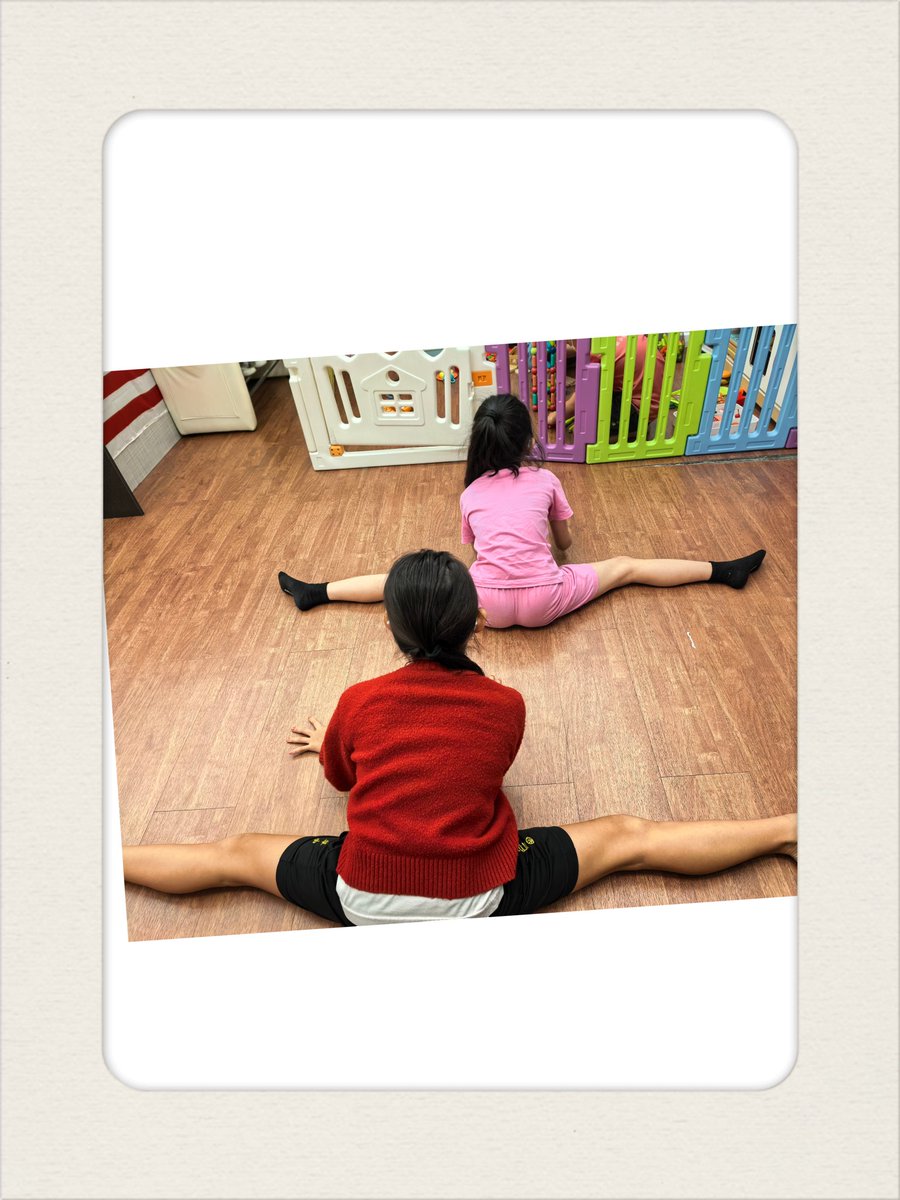 AcademyMeru's tweet photo. [MTMA Fun Learning] More than Music 🎹🎶🤸🤸🤸 

#Selangor
#Klang
#Cyberjaya
#Putrajaya
#Musicteacher
#Pianoteacher
#Violin
#Online
#2yto80y
#Piano
#learningisfun 
#Funlearning
#noregret
#merutalentomusicacademy
#6013-932 3368

#https://wa.link/4t336m https://t.co/DDxrusCAqv