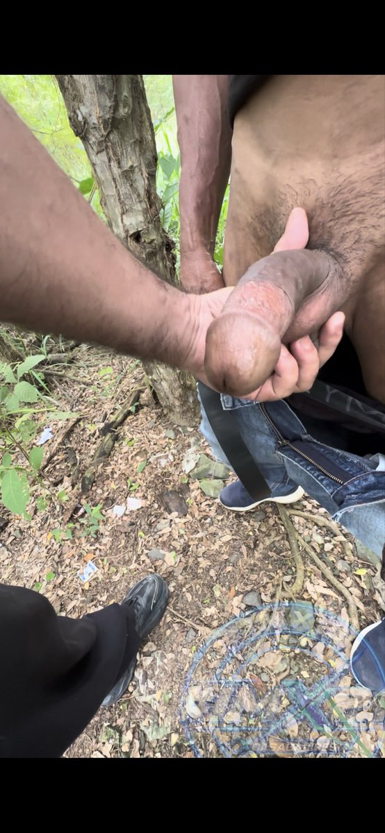 Xcasacaribes's tweet photo. 4pm  venía con el pantalón de la ferretería oliendo a boxer y cemento cuando la sa có  la tenía bien dura 🍆💦🫐

🧬@iconstarx211 
🧬@Xcasacaribes https://t.co/eZaFtY1ekb
