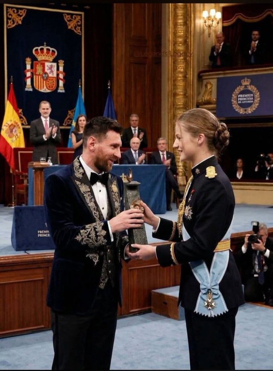 DiegorGuelar's tweet photo. Aquí tenemos un verdadero EJEMPLO de la conducta Argentina en ESPAÑA…🇦🇷🇪🇸 https://t.co/S6OazDtVyf