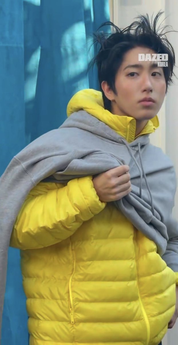 tokkipudding's tweet photo. pretty boy why you so pretty boy https://t.co/ZXPfr3IB51