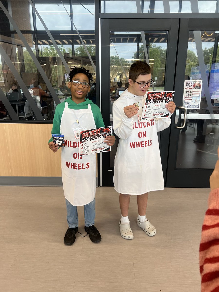 LakeHighlandsMS's tweet photo. Congratulations to our Wildcats of the Week for the week of 10/5 and 10/13. We are so proud of you! @IamBranum @JordoSimmons @mrrustin @lindsay_cox1 @MrAPMILLER https://t.co/5EFl3RdVI1