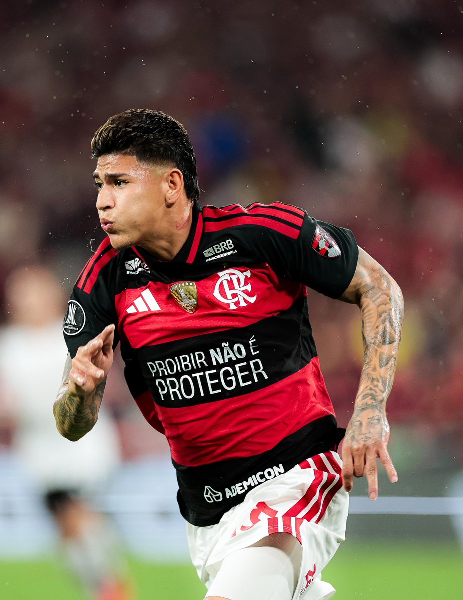 raflamello81's tweet photo. Fim do primeiro tempo. 
Flamengo 0x0 Estudiantes.
Assim como na Argentina, Flamengo não conseguiu chutar no gol.
O que acharam da primeira etapa?

📷 Gilvan de Souza | CRF https://t.co/7M1cOVg7d3