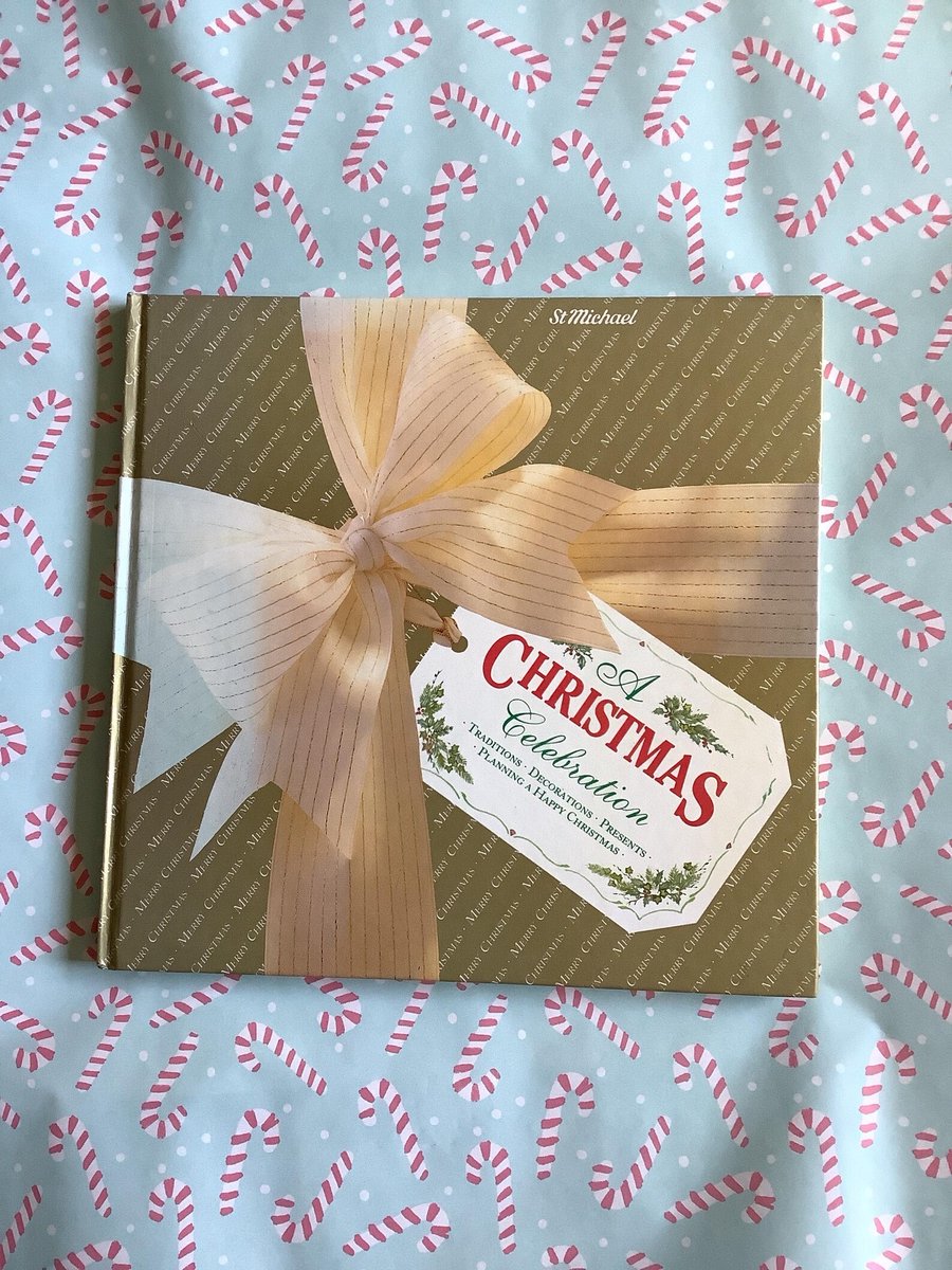 WatsonsVintage's tweet photo. Happy Friday to all at #EarlyBiz Here is the latest BEAUTIFUL addition to the ChristmasShop within our Emporium. RARE Vintage 1985 A Christmas Celebration Large Hardback Book by Celia McInnes - Packed full of STUNNING Victorian Christmas Illustrations https://t.co/0q2kleU7Xv via @Etsy Have a lovely day x