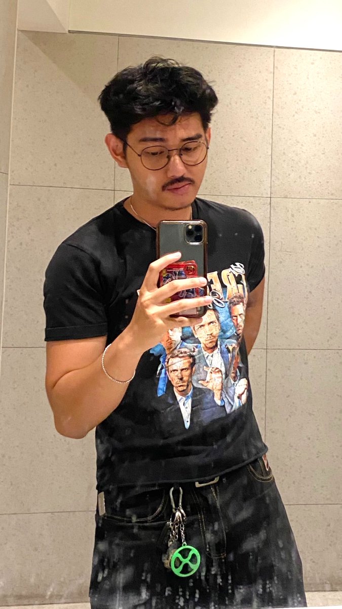 togeroism's tweet photo. me and my house shirt vs the world https://t.co/JtSIvWPqnd