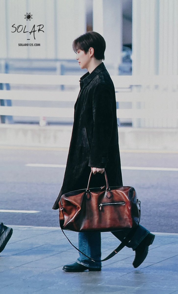 _sinfinia's tweet photo. 261023 인천 출국
잘 다녀와
#이준호 #LEEJUNHO 
#준호 #JUNHO 
#쿠쿠 #CUCKOO https://t.co/csPoVNFWGQ