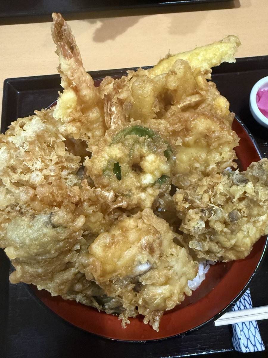 nojicchi's tweet photo. これで1480円！？
最高のランチをいただきました。
どこのかわかる？ https://t.co/yrDqUheiPz