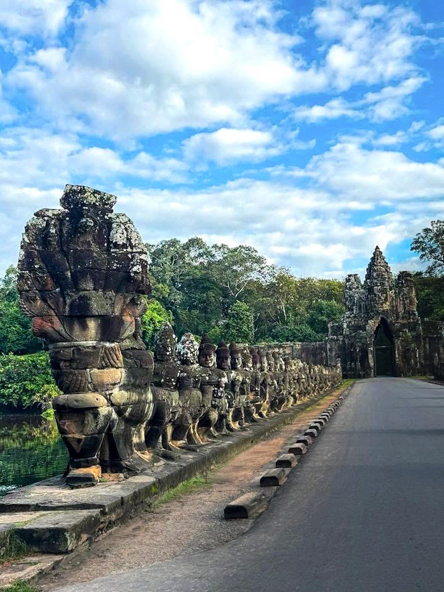 sonrisassinamig's tweet photo. Cambodia, Siem Reap https://t.co/aFPeQmQ0ZD