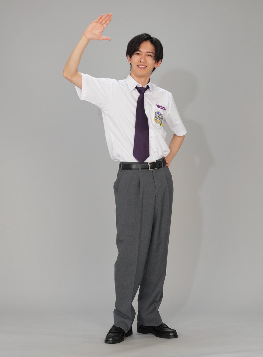 fujibiji's tweet photo. 🚄HAPPY BIRTHDAY リョウガ🎈

独自の視点から生まれる発想と、番組に彩りを添える心地よいナレーションが素敵なリョウガ💜

その言葉選びのセンスとユーモアで、これからも沢山の人の心をつかんで離しませんように✨

#超特急
#ふじびじ
#HAPPY_RYOGA_DAY https://t.co/YQK8NsUrBY