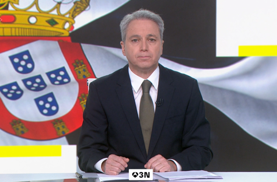 atresmediacom's tweet photo. #Audiencias I

🏆 @A3Noticias 1 ARRASA y es el informativo MÁS VISTO de la TV, líder un día más con 2,1 M, un 23,5% y 2,9 M de espectadores únicos

👥 La 2ª edición logra 1,9 M, con un 16,2% y 3,1 M de espectadores únicos

📺 @antena3com tiene los informativos MÁS VISTOS de la TV con una media de casi 2 M y un 19,3% en sus ediciones