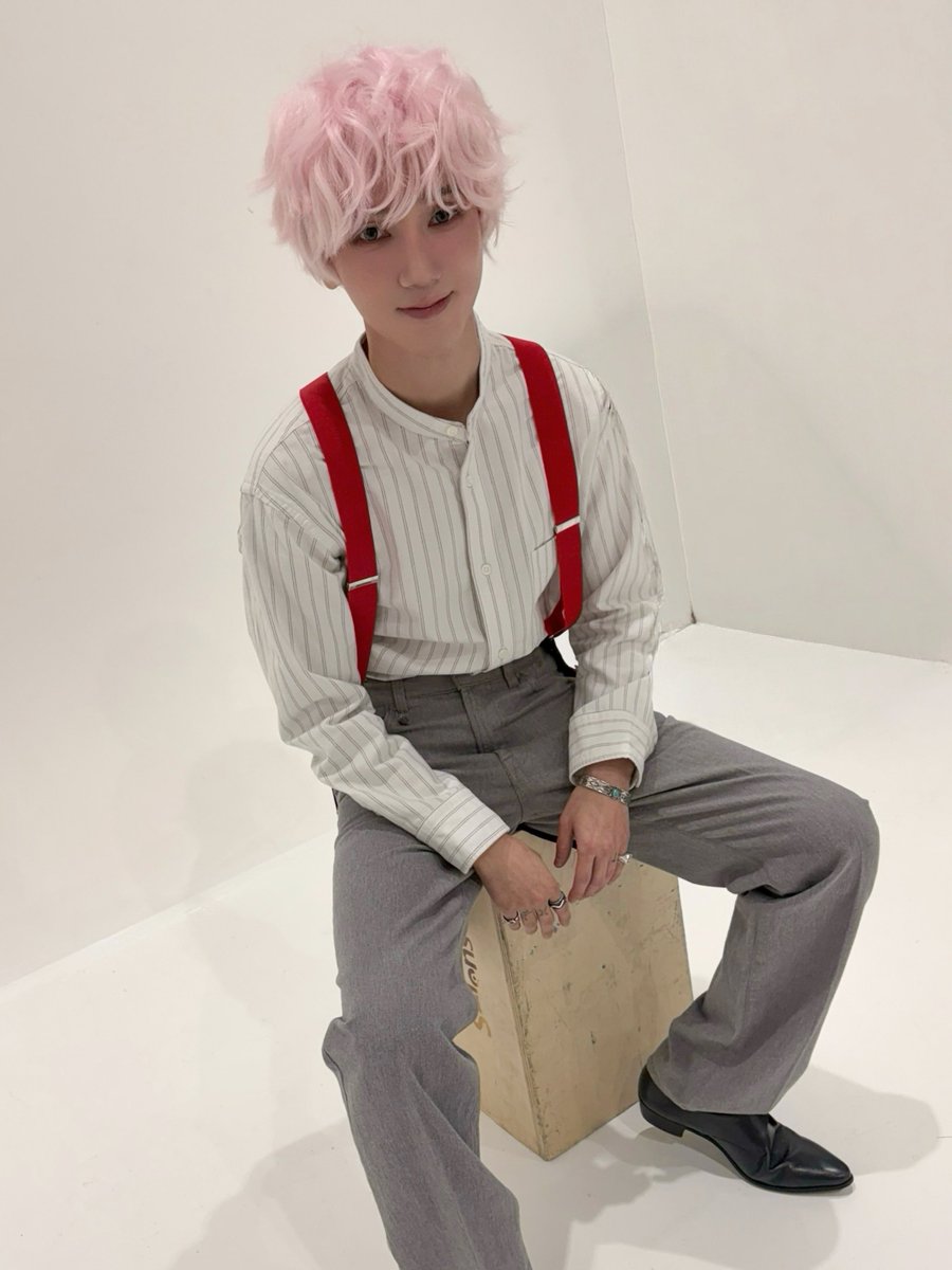 YESUNG_smtown's tweet photo. Cause you're my pink magic 2026💖💗

#예성 #YESUNG 
#슈퍼주니어 #SUPERJUNIOR https://t.co/m38Eh3uxcq