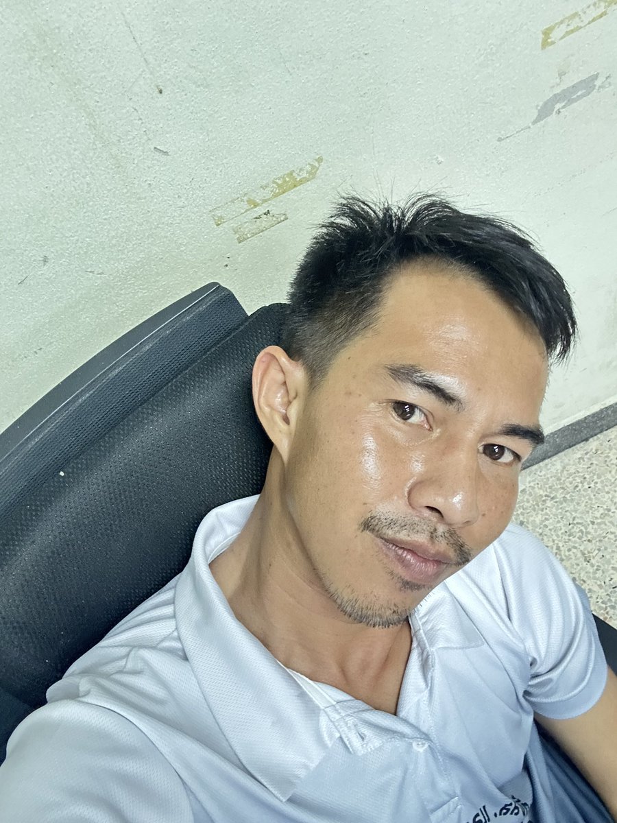 Bat_bk25's tweet photo. โคตรน่าเบื่อ #fwbโ���ราช https://t.co/nb8QTW3IPt