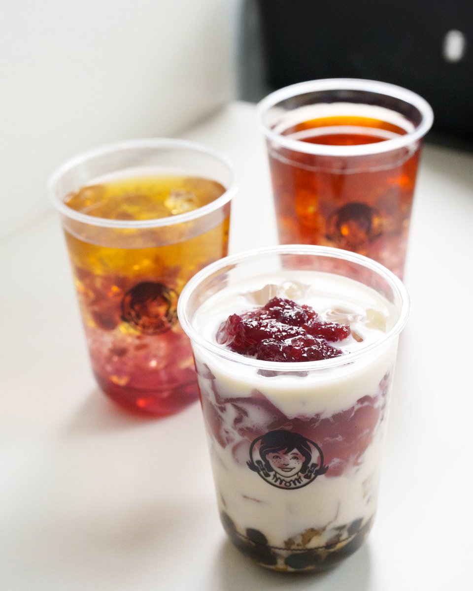 FK_PR's tweet photo. ブドウの王様「巨峰」を贅沢に使用した、
 秋のデザートドリンク登場🍇

お食事以外のちょっとした休憩にも 
ぜひお立ち寄りください💜 https://t.co/eAPTMZMByx