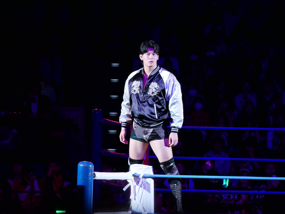 okashiba11's tweet photo. 10月22日全日本後楽園ホール
安齊さん
#安齊勇馬 
#ゼンニチ生誕祭 
#ajpw https://t.co/MoIWs0mJEP