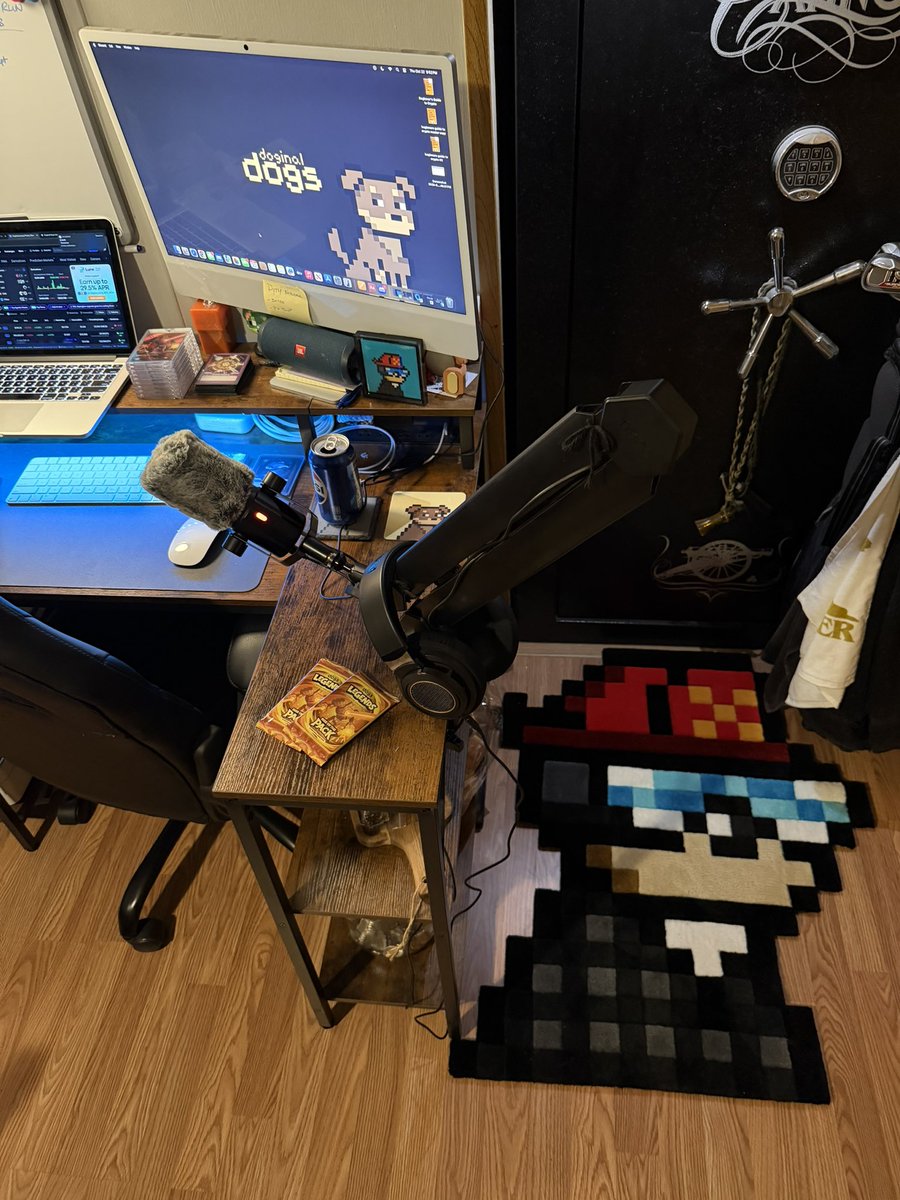 zackmetax's tweet photo. Shout out to @coinismx for this sweet custom @doginaldogs rug

He did a fantastic job 

I love it https://t.co/QZq8LzZR34