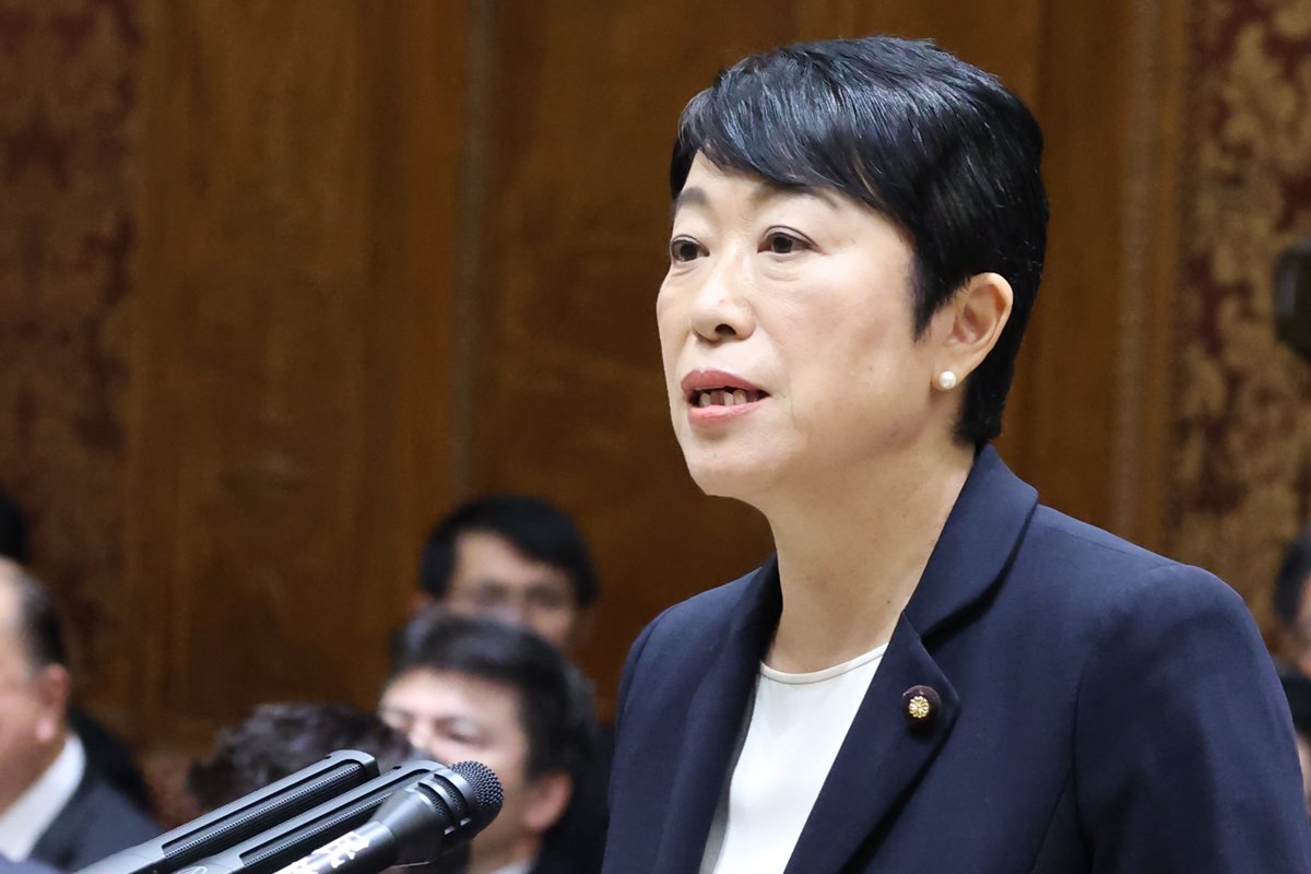 tsujimotokiyomi's tweet photo. 取材、受けました👇

「事実上の『職務放棄』『サボり』」辻元清美が斬る高市首相のG7欠席…追及の裏で外務省職員がうつむき「言えない」と口を閉ざす異変（2026/10/23女性自身web）
https://t.co/NqHmXcWtRu https://t.co/MYAznSC5Y4
