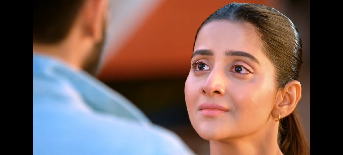 WithhLoveAnnie's tweet photo. Jeet's shock on the confession and the revelation is so realistic 

 He never thought he could win over someone's heart so much so that they forget the world when it comes to him

He was so Loved and he wasn't used to being Loved
#YehFitoorTera https://t.co/ra9ip7tEnF
