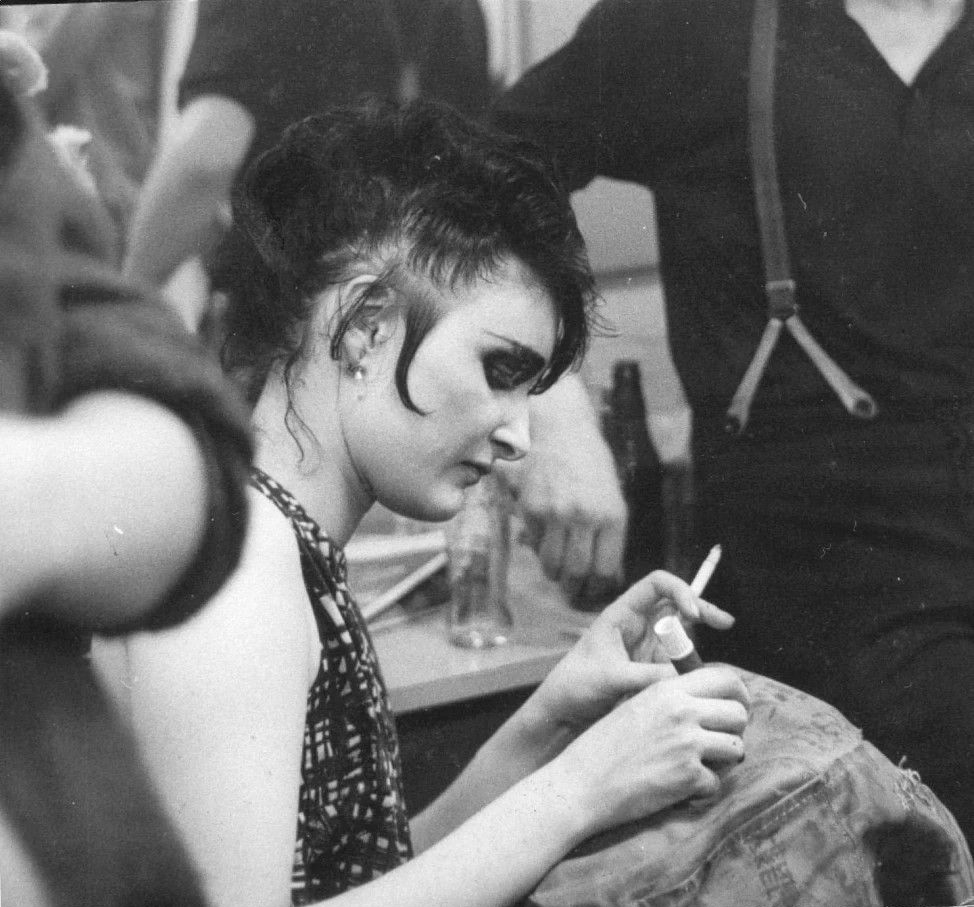 konvekse's tweet photo. Siouxsie Sioux https://t.co/i1oRUbwOSr