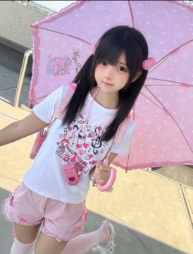 KellyBastidas01's tweet photo. 嗷～发福啦  

继续来X发泄了 

 艺术生的福！！！班花小哔哔粉粉哒  

谁要锐评的来了呢！看完别打X哟 哈哈 https://t.co/eAc5C3TuTp