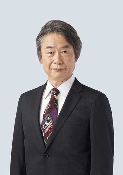 NDW_info's tweet photo. 【ニュース・記者会見】
マリオの生みの親・宮本茂氏、文化勲章を授与。50年のゲーム作りを語る
▶︎ https://t.co/wrQTxbuntR

勲章授与に対する特別な思いというよりも、ゲームづくりへの真摯な取り組みや、楽しんで50年間続けてきたこととなどが語られました。
ほぼ全文を掲載します。 #任天堂 https://t.co/NK8LuDqD0m
