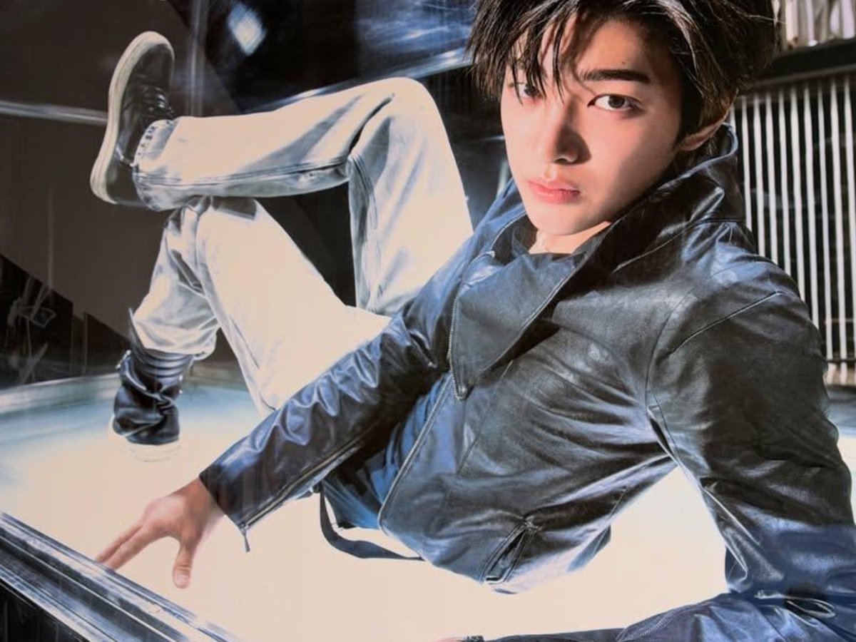 eomcoertis's tweet photo. KEONHO?!?!??!?! https://t.co/x1jhWbnfxI