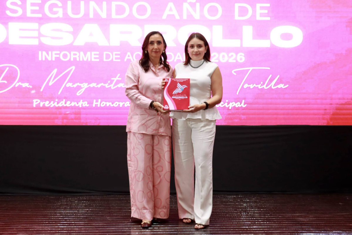SolisInforma's tweet photo. Margarita Sarmiento Tovilla rindió su Segundo Informe de Actividades 2026 al frente del DIF Villaflores. 

Destacó el trabajo de su equipo y los apoyos dirigidos a niñas, niños, madres solteras, personas con discapacidad y adultos mayores. 

La alcaldesa Valeria Rosales refrendó su respaldo a la institución.