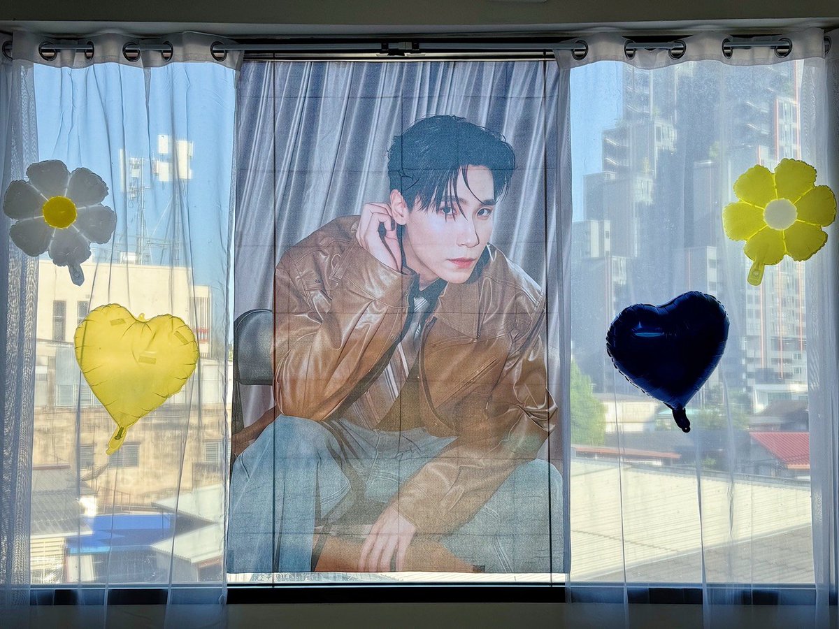 giwiigapz's tweet photo. 𝐇𝐚𝐩𝐩𝐲 𝐁𝐢𝐫𝐭𝐡𝐝𝐚𝐲 𝐉𝐮𝐧𝐢𝐨𝐫🎂
#AllOurLoveToJunior

คาเฟ่พร้อมแล้วสำหรับโปรเจควันแรก💛💙
มาถ่ายรูป เขียนอวยพรวันเกิดให้จูจู้กันน้า✨

🗓️23-25 Oct 2026
📍@solrisecafe
⏰10:00 - 17:00
🚝MRT สถานี สิรินธร ทางออก2B 

#Junniorrs
#30thJuniorBDPJ
#JunniorrsBirthdayProject https://t.co/SYDxkXl5La