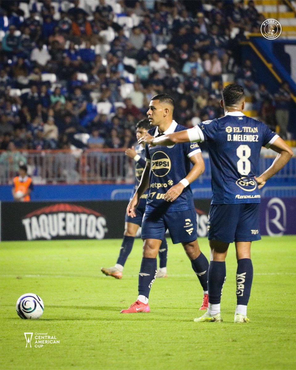MOTAGUAcom's tweet photo. 80’ ¡Recta final del encuentro, vamos que se puede Ciclón! 🦅
🇭🇳 Motagua 0-0 Alajuelense 🇨🇷
#MotaguaVsAlajuelense #CopaCA #DaleMotagua https://t.co/fRFIIgW9QV