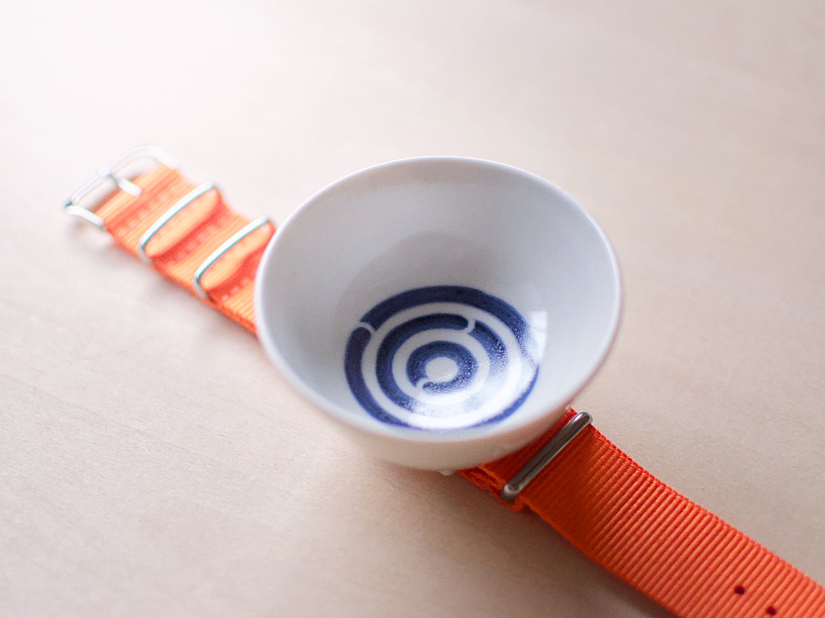koyoido's tweet photo. スマートなお酒ライフのための「Yoppala Watch」。

ウェアラブルデバイス史上初のお酌対応。いつでもどこでもお酒を受信可能です。さらに、あなたのサケティビティをリアルタイムにチェック。3つの蛇ノ目リングで酔いを可視化。見つめて目が回ったら酩酊のアラートです。

https://t.co/PVW6a5njfb https://t.co/RQMAxk2SOQ