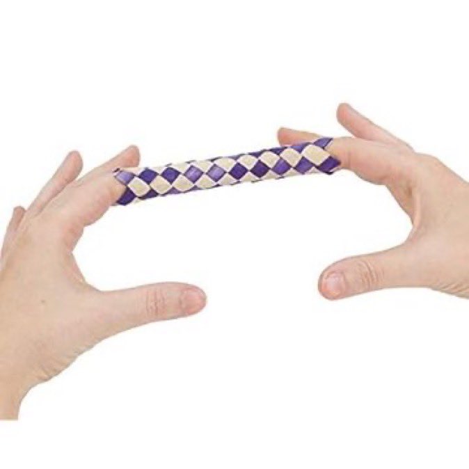 lesbirui's tweet photo. 🚨BREAKING🚨

XLOV’s Rui has reportedly put both his fingers inside of a finger trap and has been stuck for the past five hours https://t.co/eu2YUV8BKo