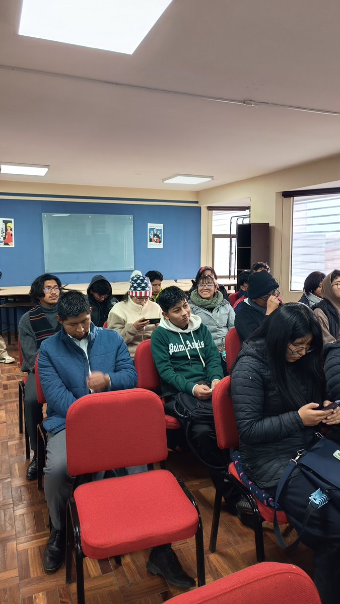 GDGElAltoDev's tweet photo. ✨ ¡Éxito total en el Google Cloud Day! ☁️🎉  
Muchísimas gracias a todos los que nos acompañaron en el CBA El Alto y a los speakers por compartir tanto talento.  
¿Quieres estar al tanto de los próximos eventos?  👇
📲 https://t.co/309Kdgvul5
#GoogleCloudDay #GDGElAlto https://t.co/JxNHP76QqJ