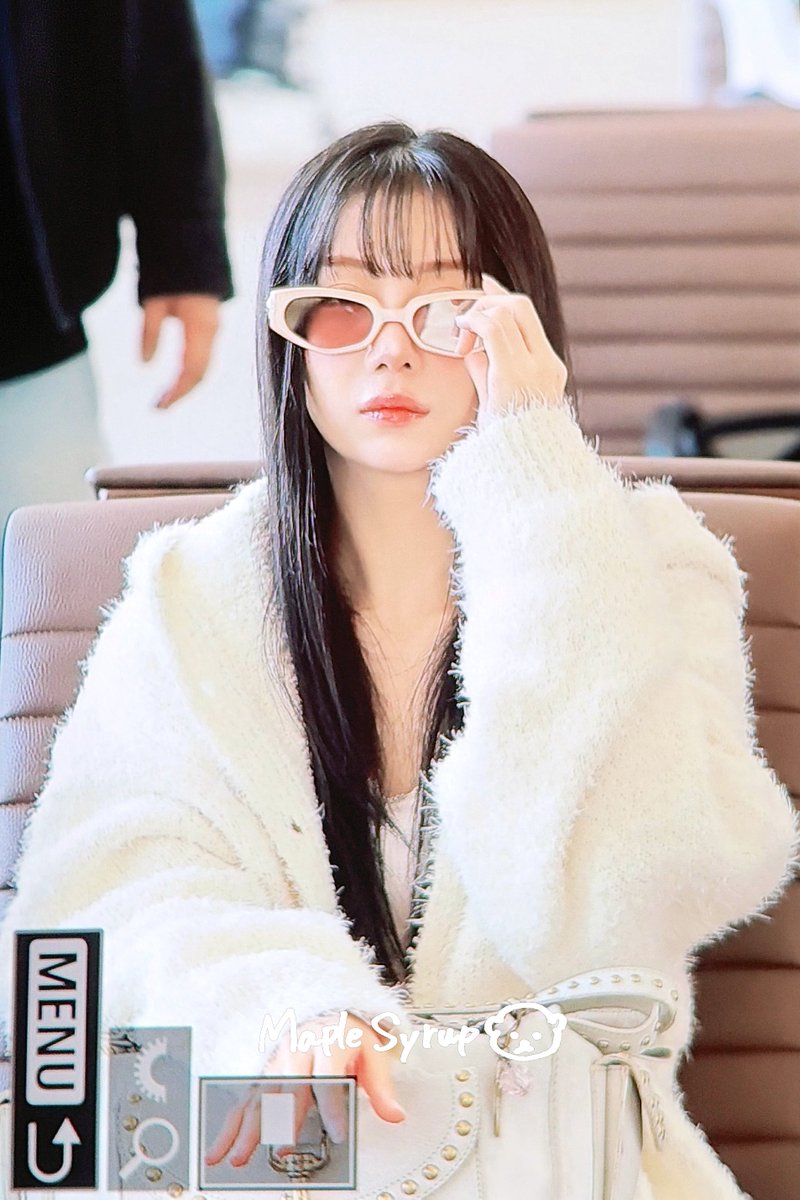 MapleSyrup_1220's tweet photo. 261023 프리뷰🦦

😴💅

#카에데 #트리플에스 #tripleS 
#Kaede #かえで #山田楓 
#MapleSyrupKaede https://t.co/2dtW2Mbeag