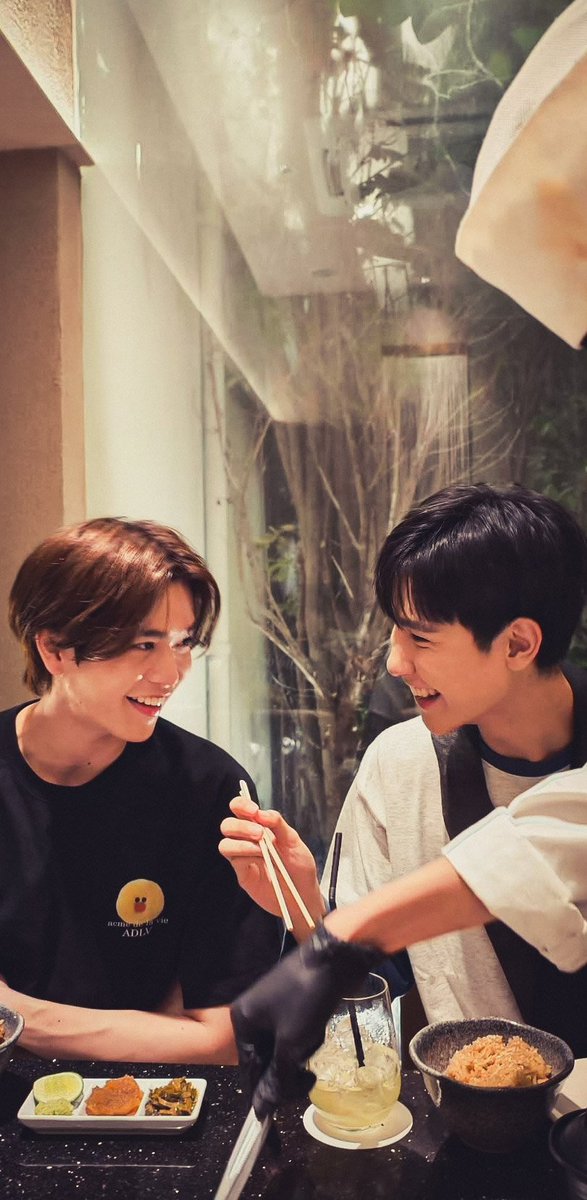 mw_skyline's tweet photo. Legendary lovers https://t.co/DkIZFFxvpa