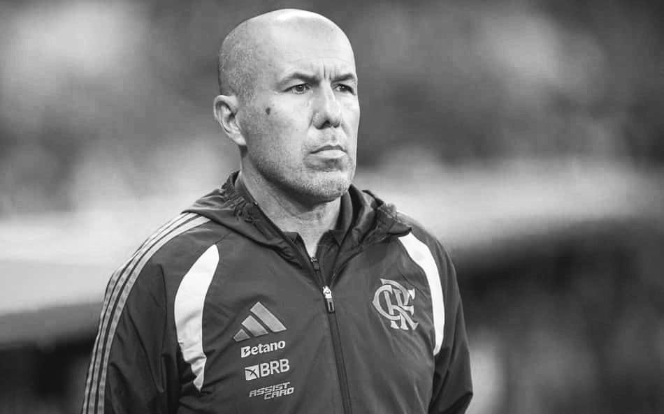 _OsFlanaticos's tweet photo. Leonardo Jardim, SOME DO MEU FLAMENGO https://t.co/15NvDe7Q9Z