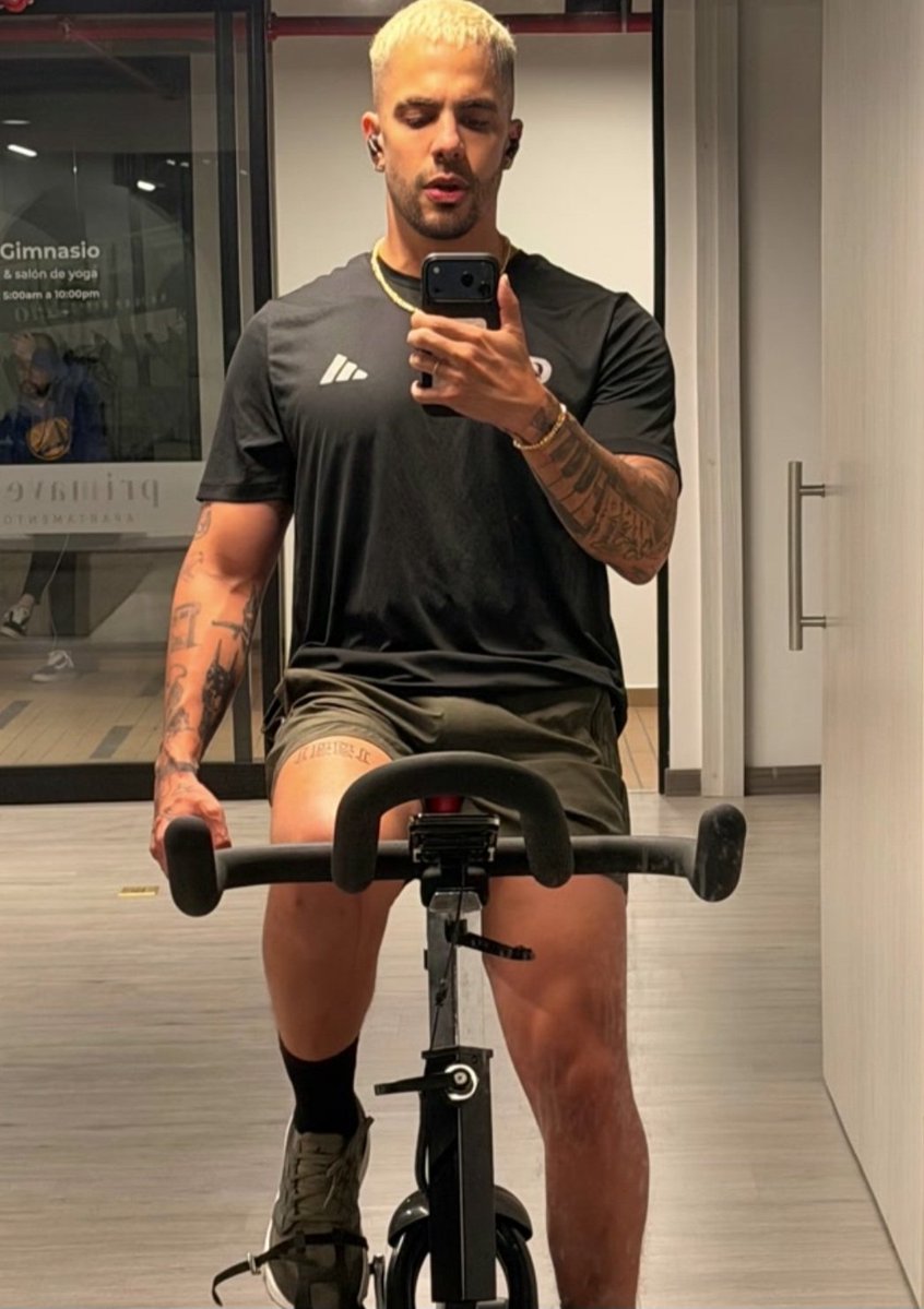 elviaje871690's tweet photo. Bofff que es eso que ven mis ojos 🍆🤤🤤
#Altafulla https://t.co/MBUSUnwOun